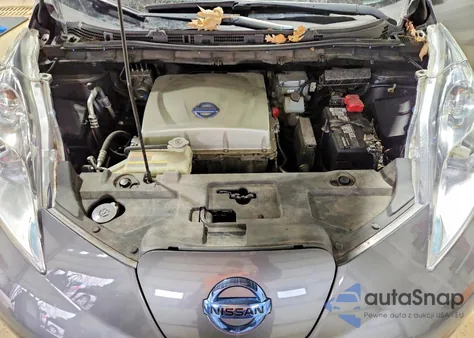 2015 Nissan Leaf S z USA, uszkodzony, nr VIN 1N4AZ0CP2FC333591